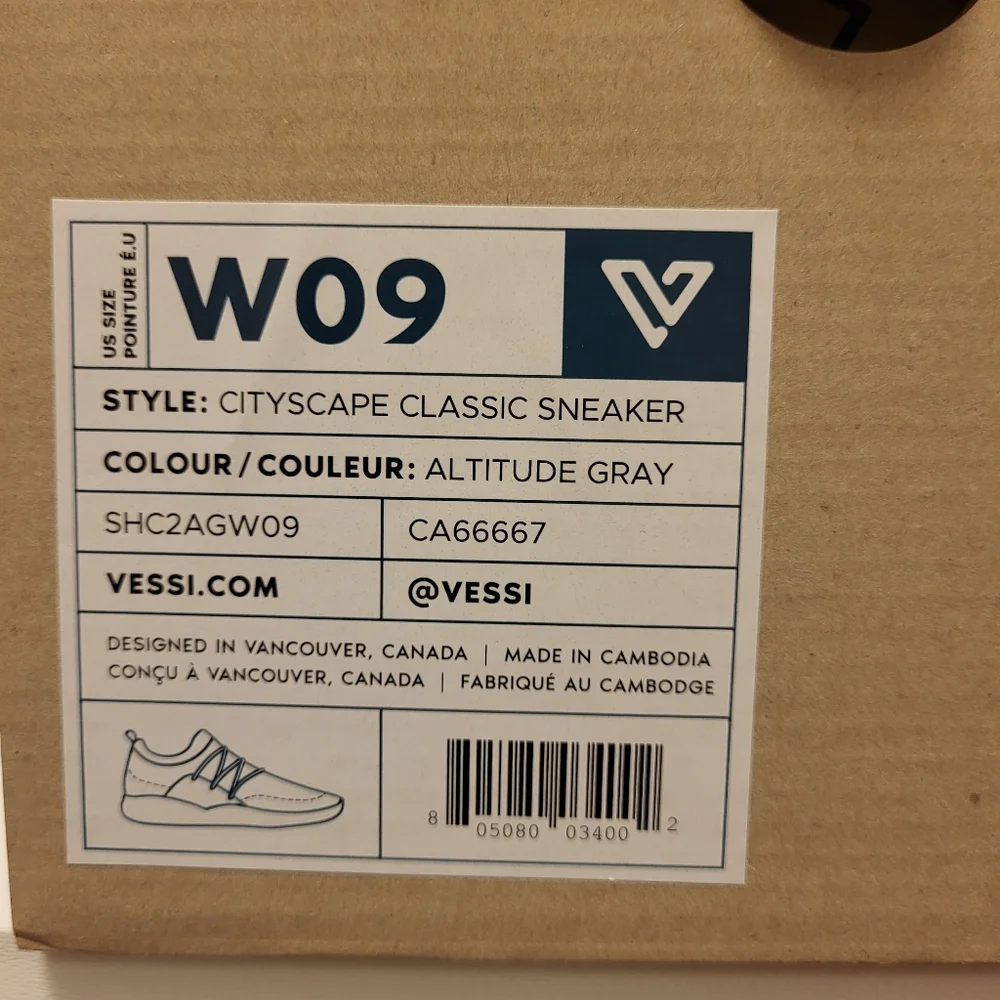 NIB Vessi Altitude Gray Cityscape Classic Sneaker Size 9